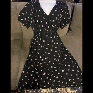 Floral maternity dress